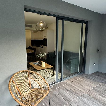 Superbe T2 Dans Residence Avec Piscine Chauffee Beausoleil Eksteriør billede